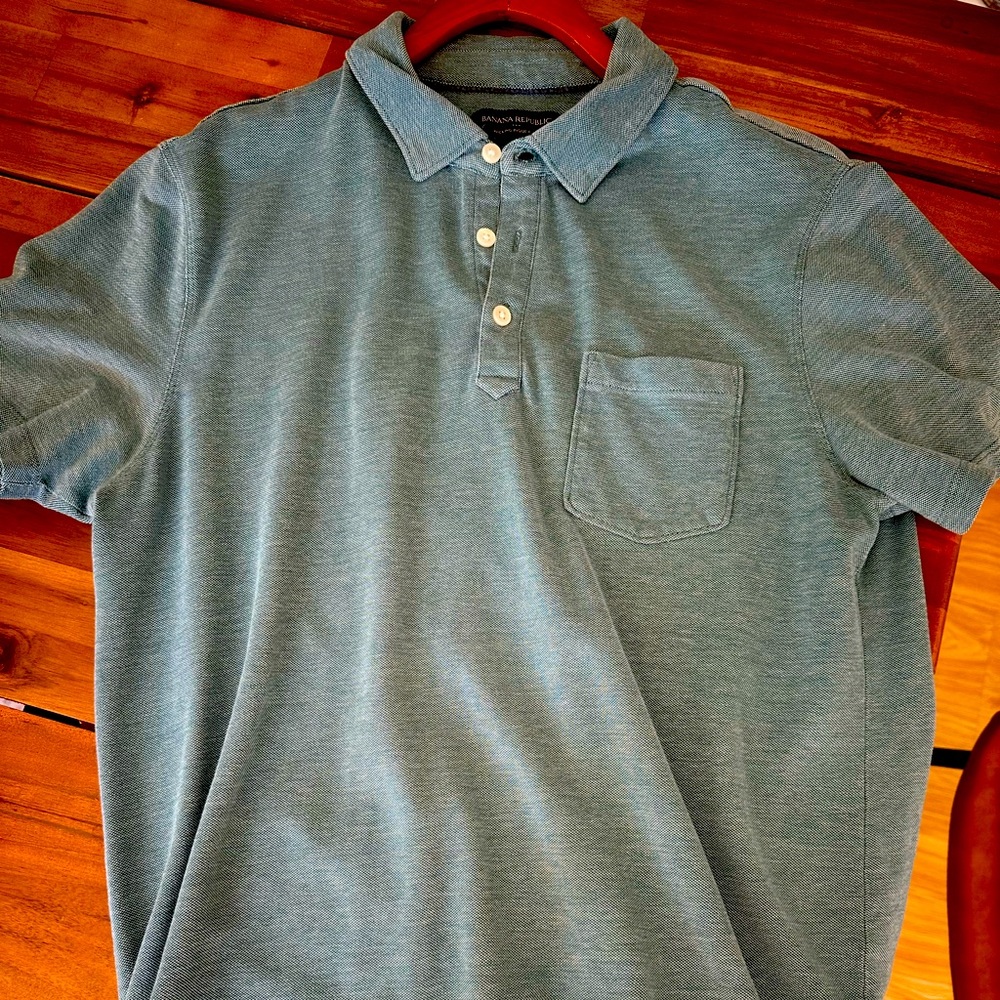 2 for 1 - Lacoste & Banana Republic polo shirts - Picture 2 of 3